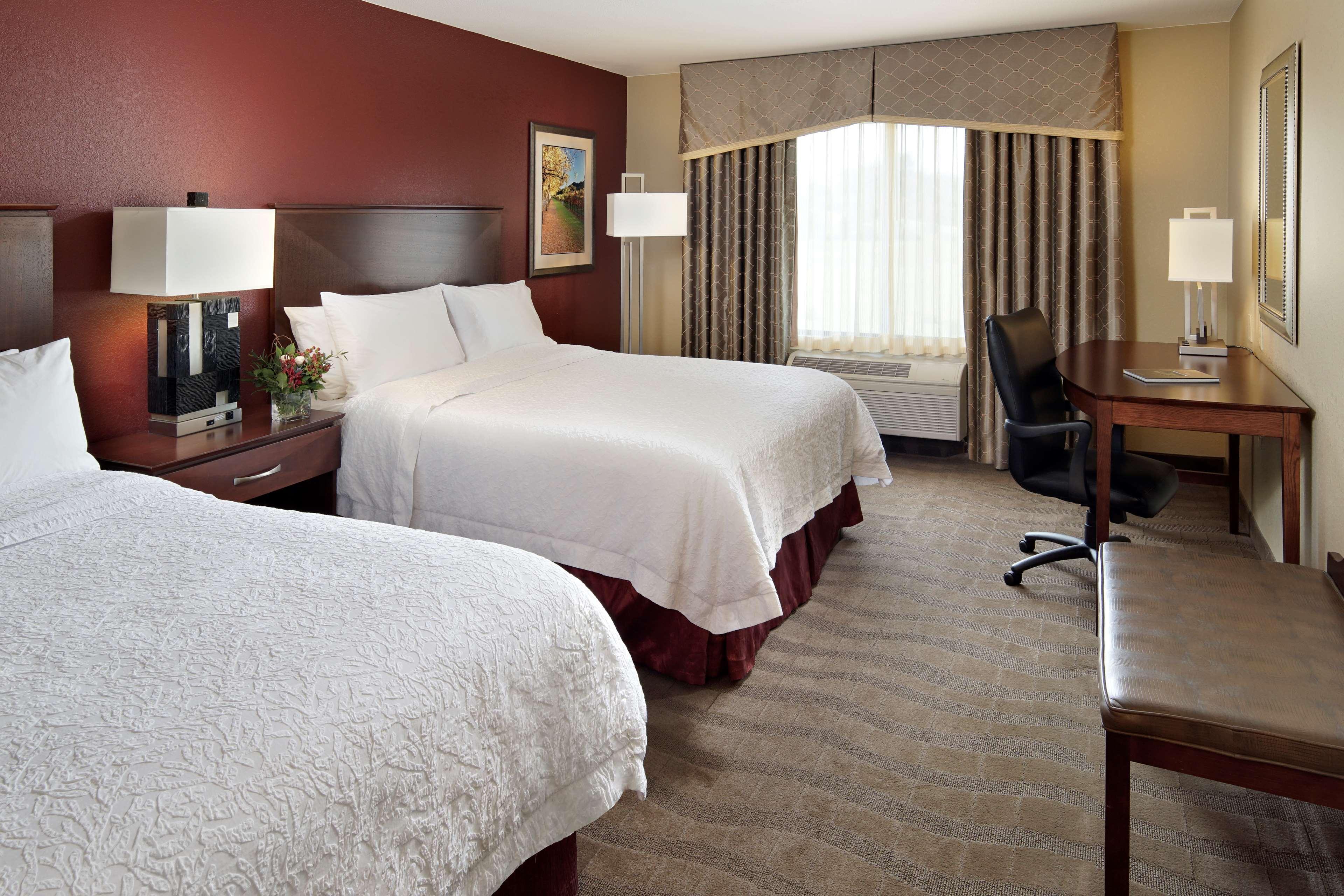 Hampton Inn & Suites Paso Robles Room photo