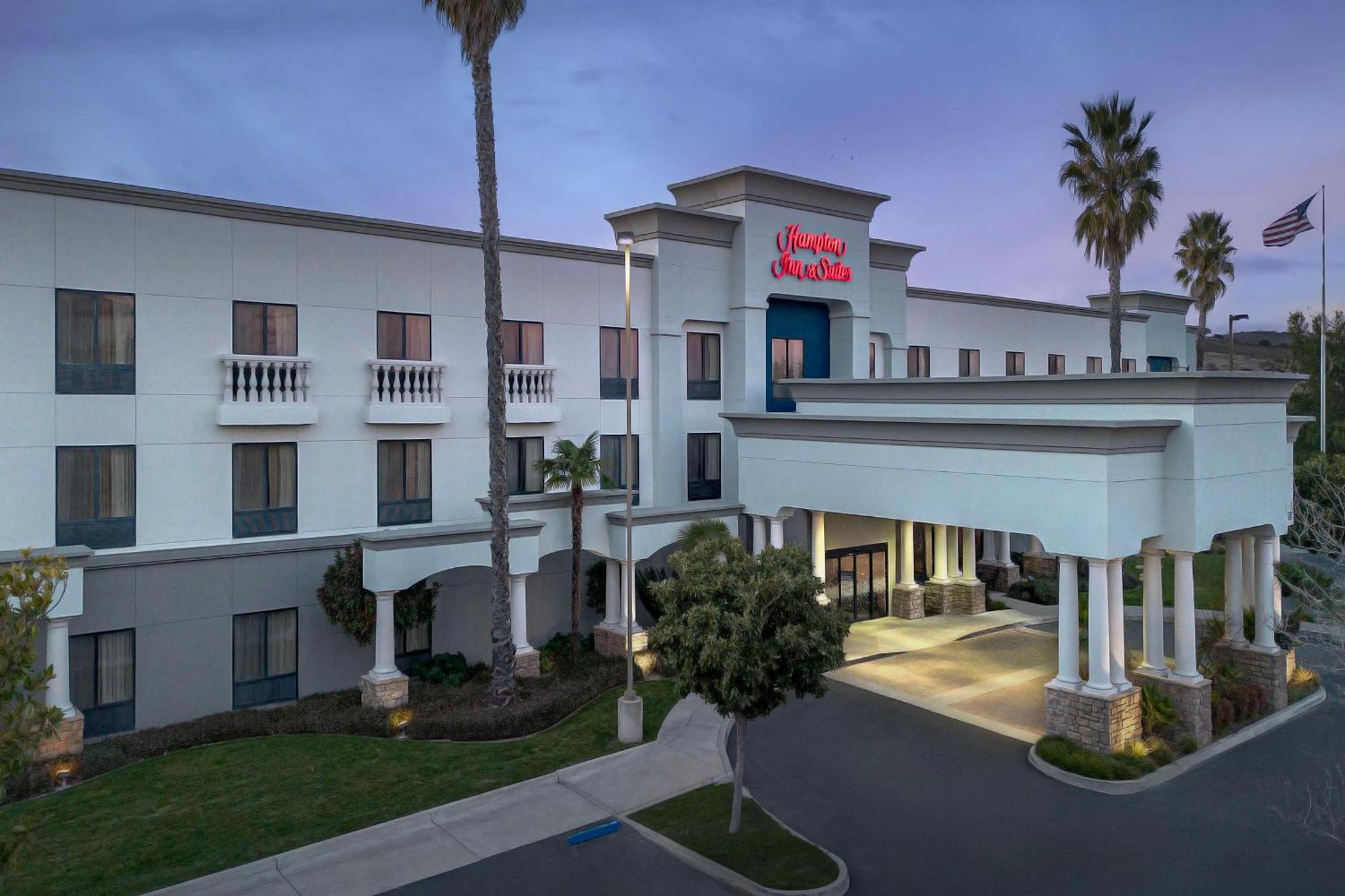 Hampton Inn & Suites Paso Robles Exterior photo